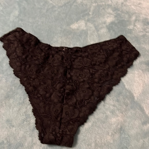 Maidenform Intimates & Sleepwear Nwot Maidenform Panties Poshmark